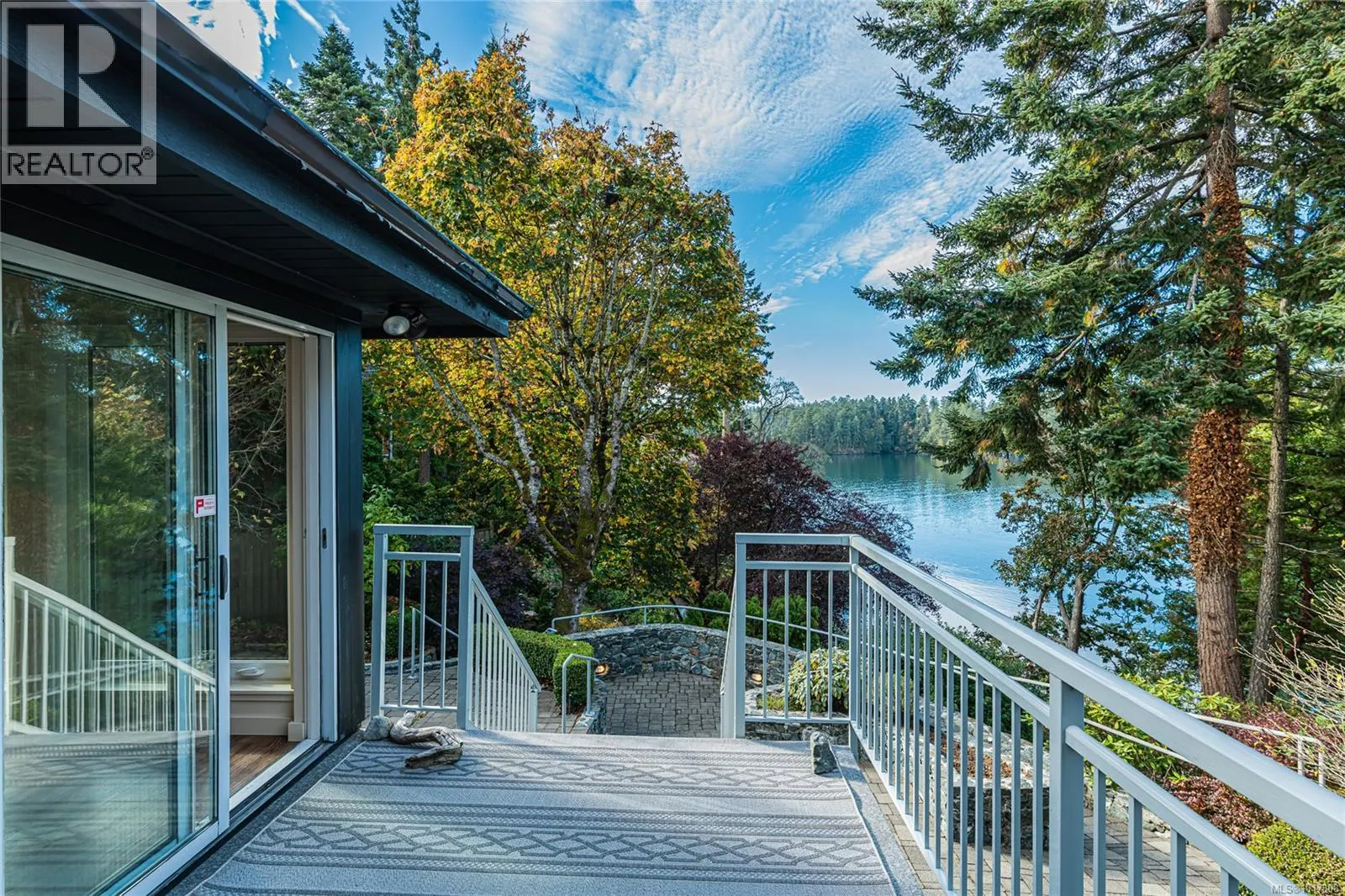7 Governors Point Rd