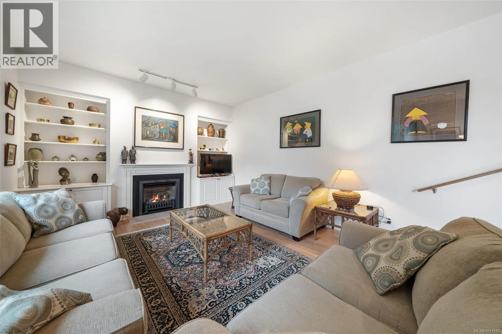 1741 Barrie Rd
