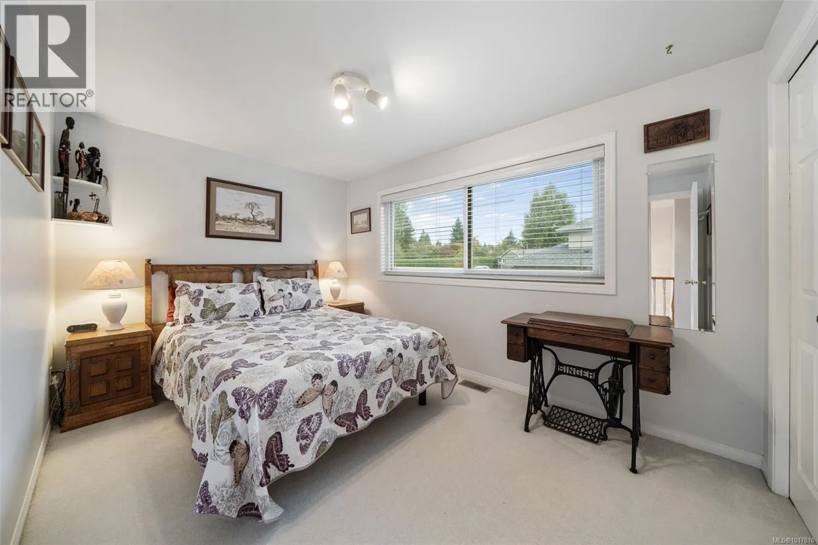 1741 Barrie Rd