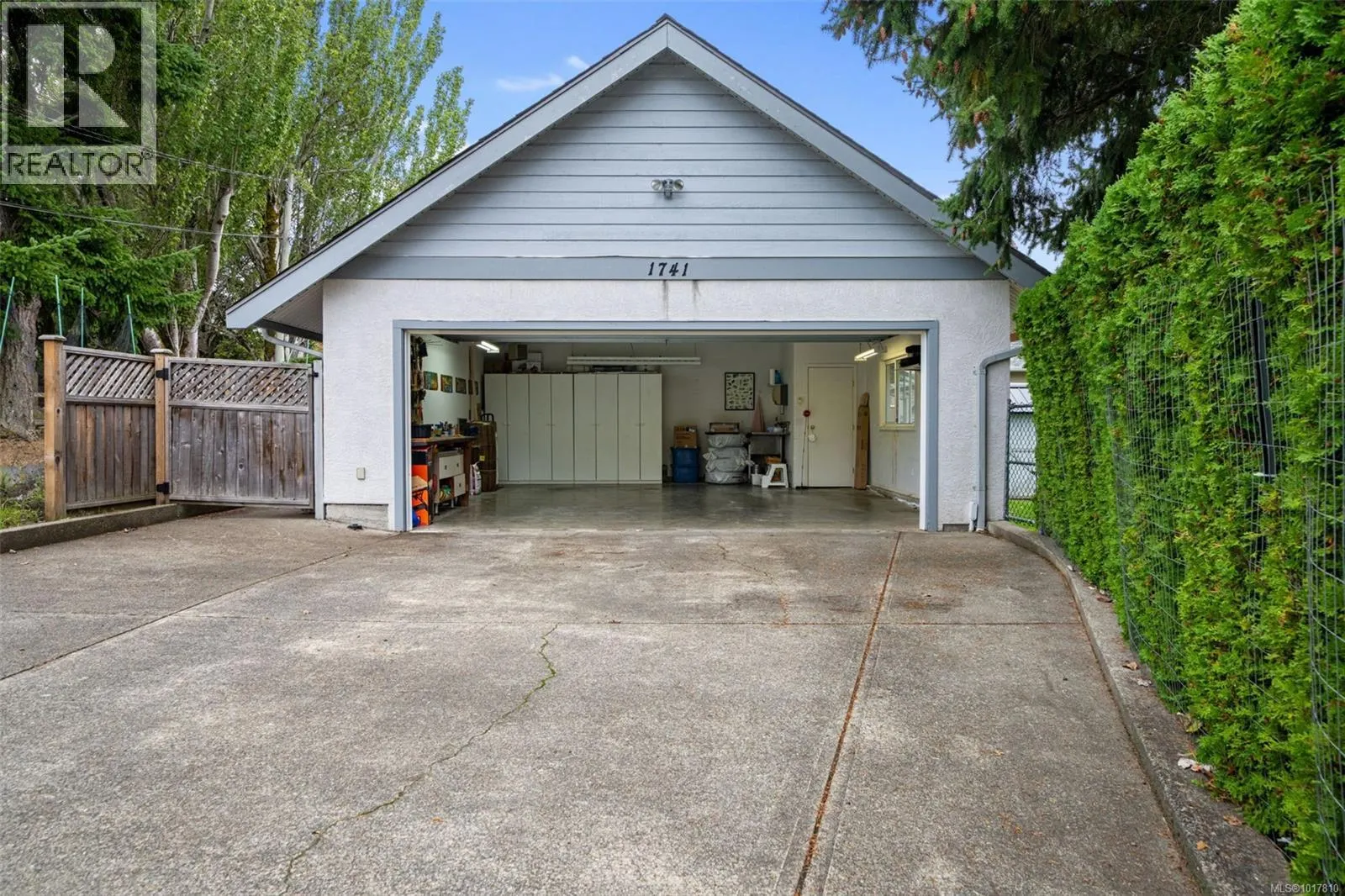 1741 Barrie Rd