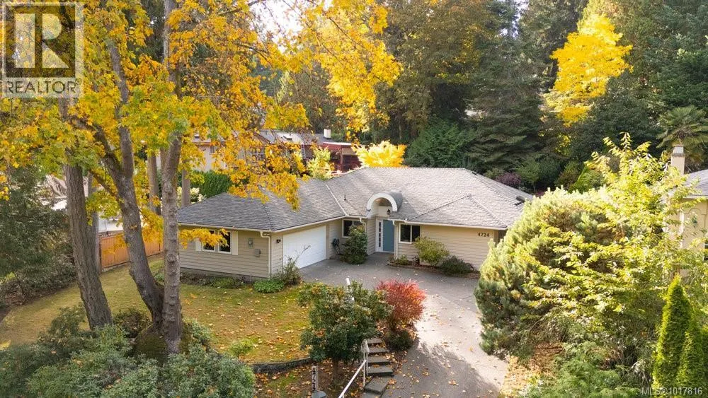 4724 Lochside Dr