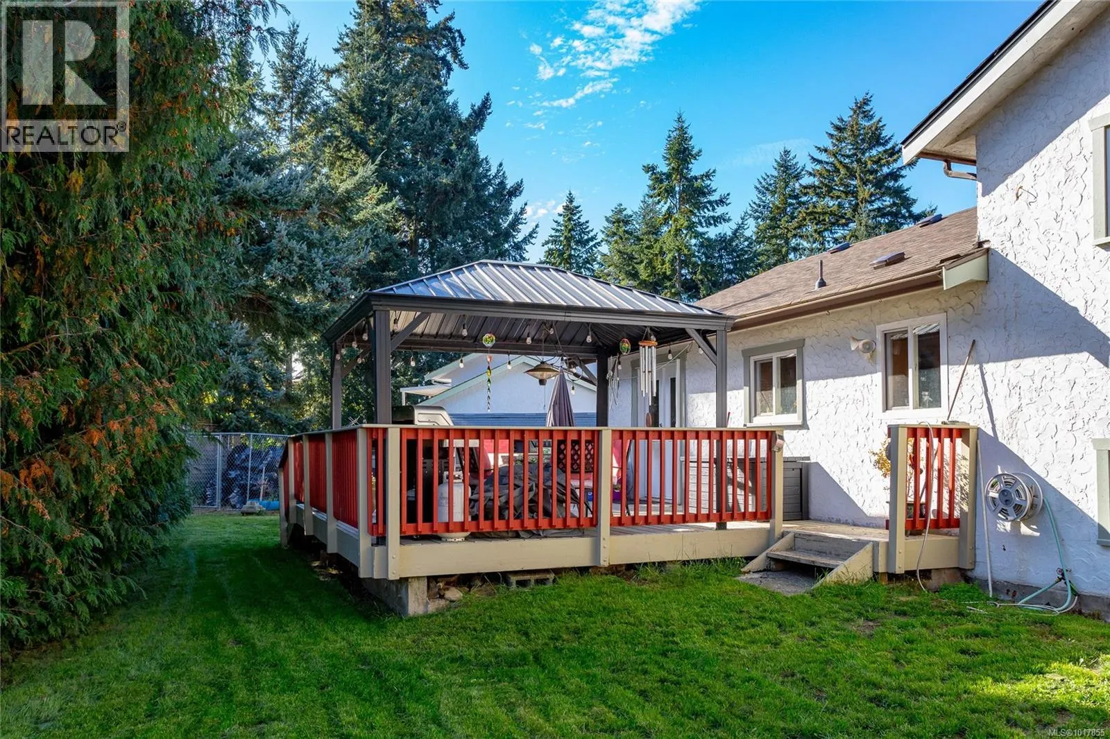 3359 Summerhill Cres
