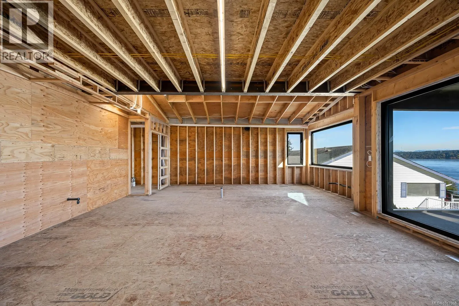 89 Murphy St S