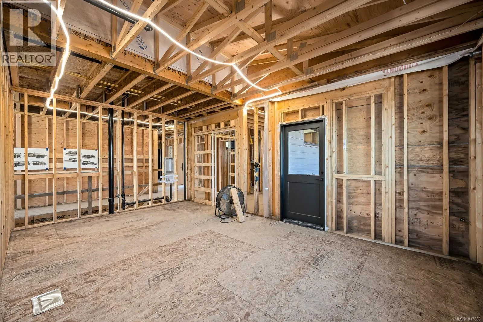89 Murphy St S