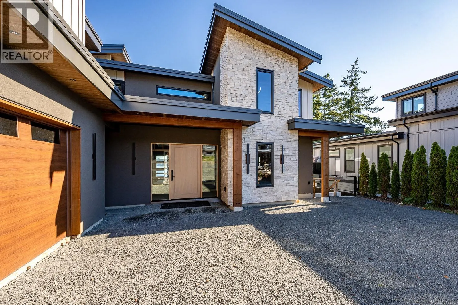 89 Murphy St S