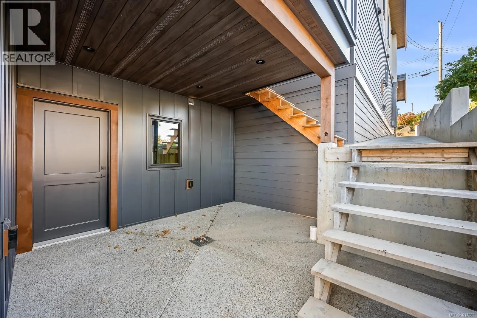 89 Murphy St S