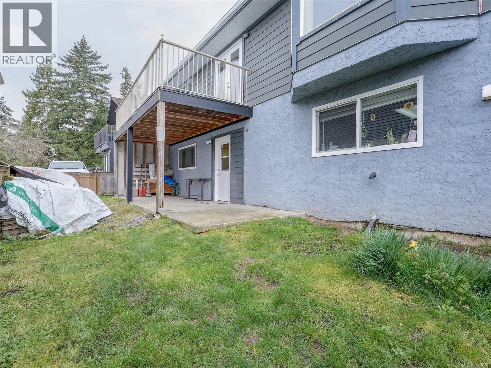 6989 Grant Rd W