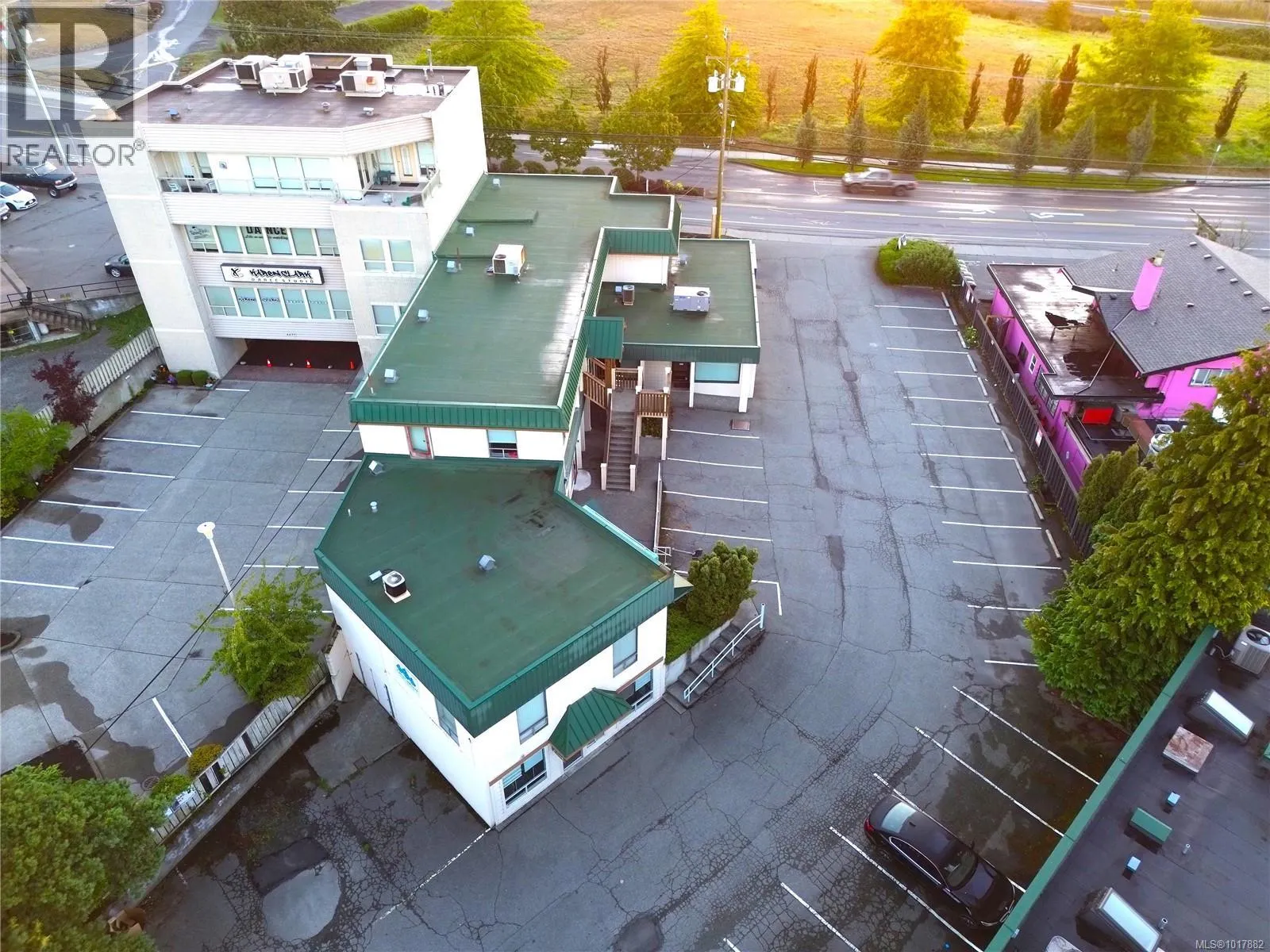 4500 West Saanich Rd