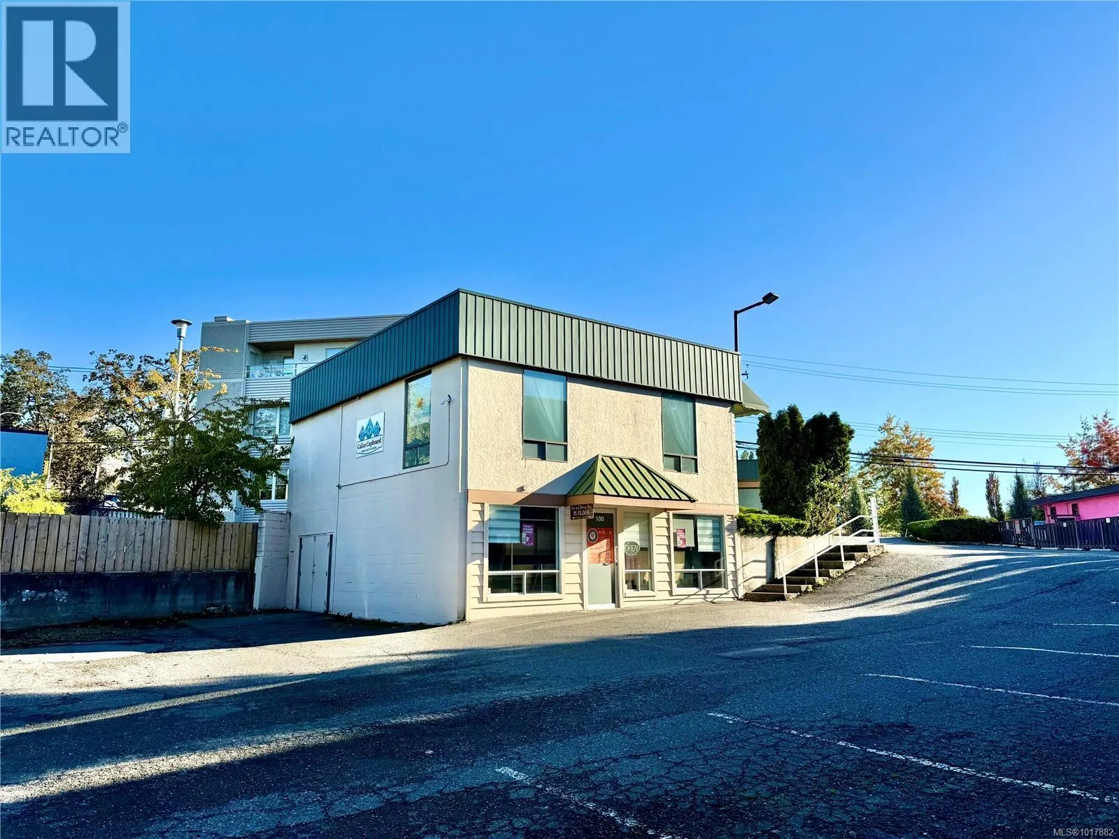 4500 West Saanich Rd