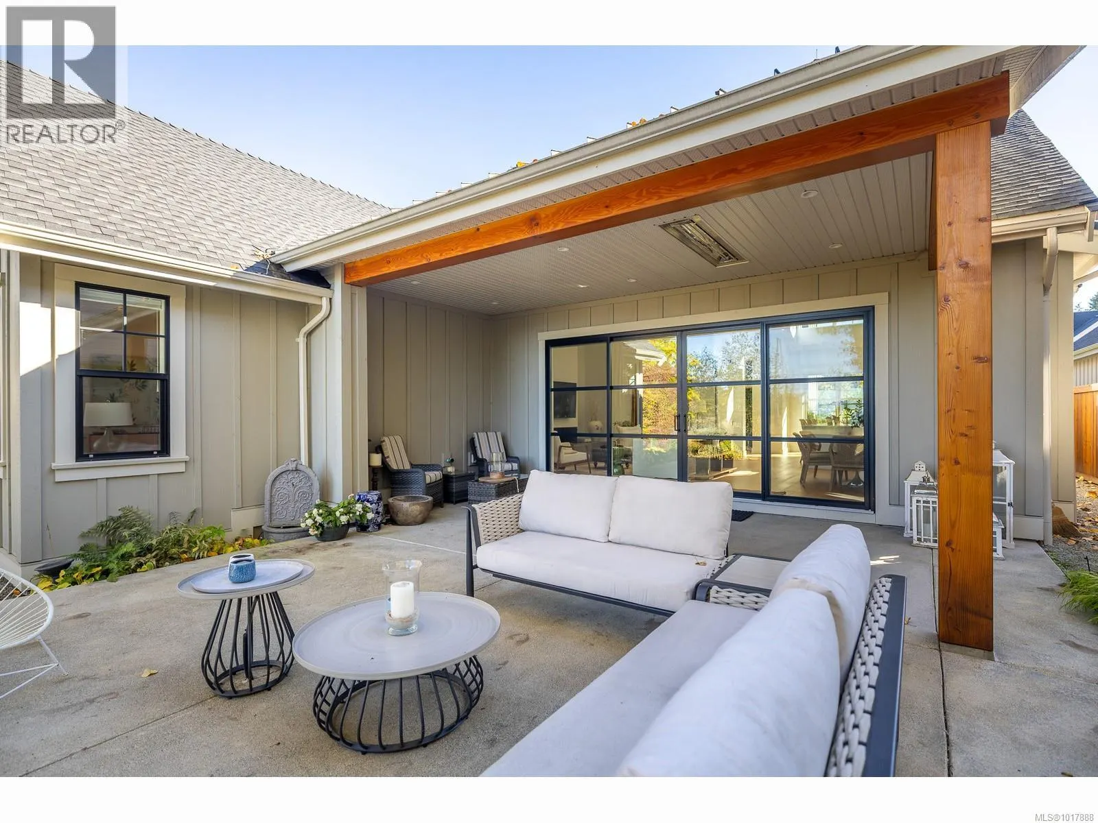 871 CLAYMORE Cres