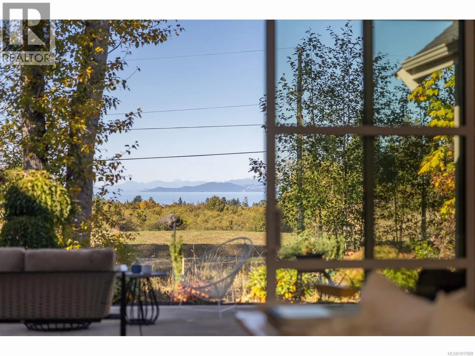 871 CLAYMORE Cres