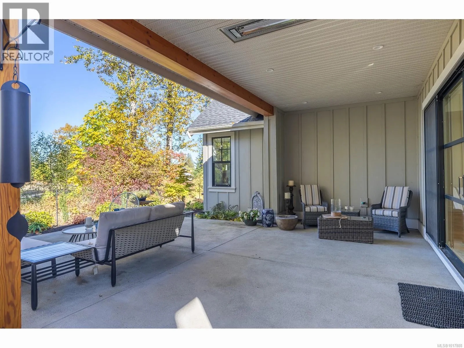 871 CLAYMORE Cres
