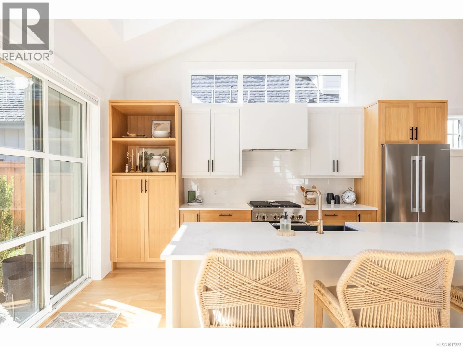 871 CLAYMORE Cres