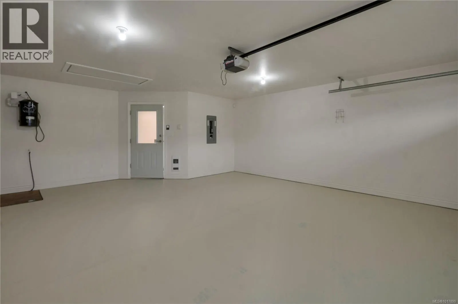72 2006 Sierra Dr