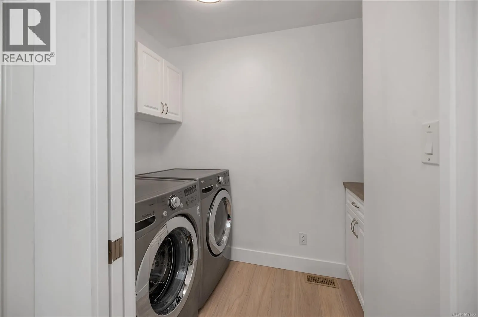 72 2006 Sierra Dr