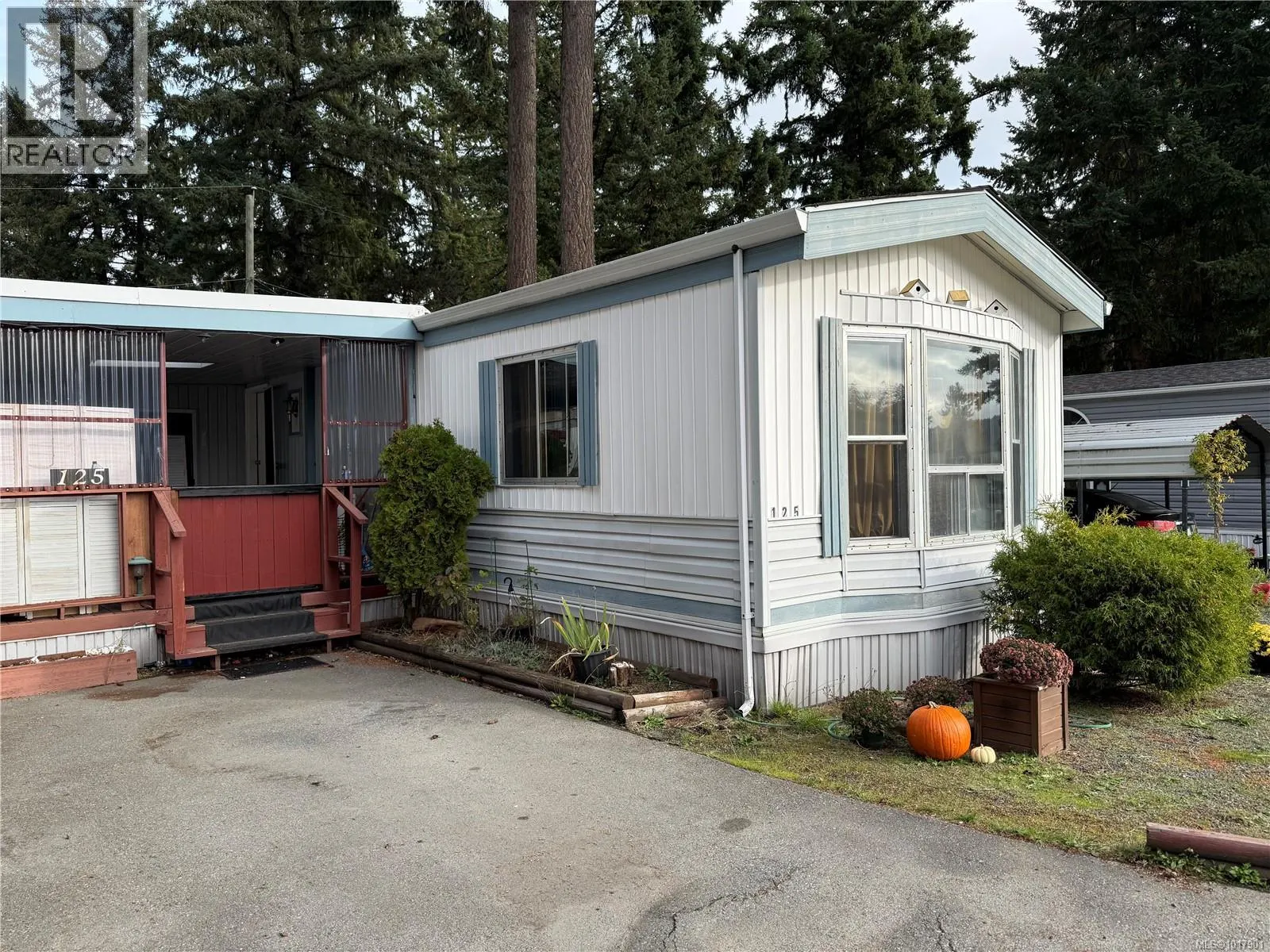125 1736 Timberlands Rd