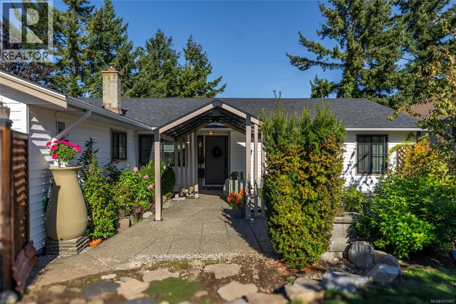 130 Heritage Dr