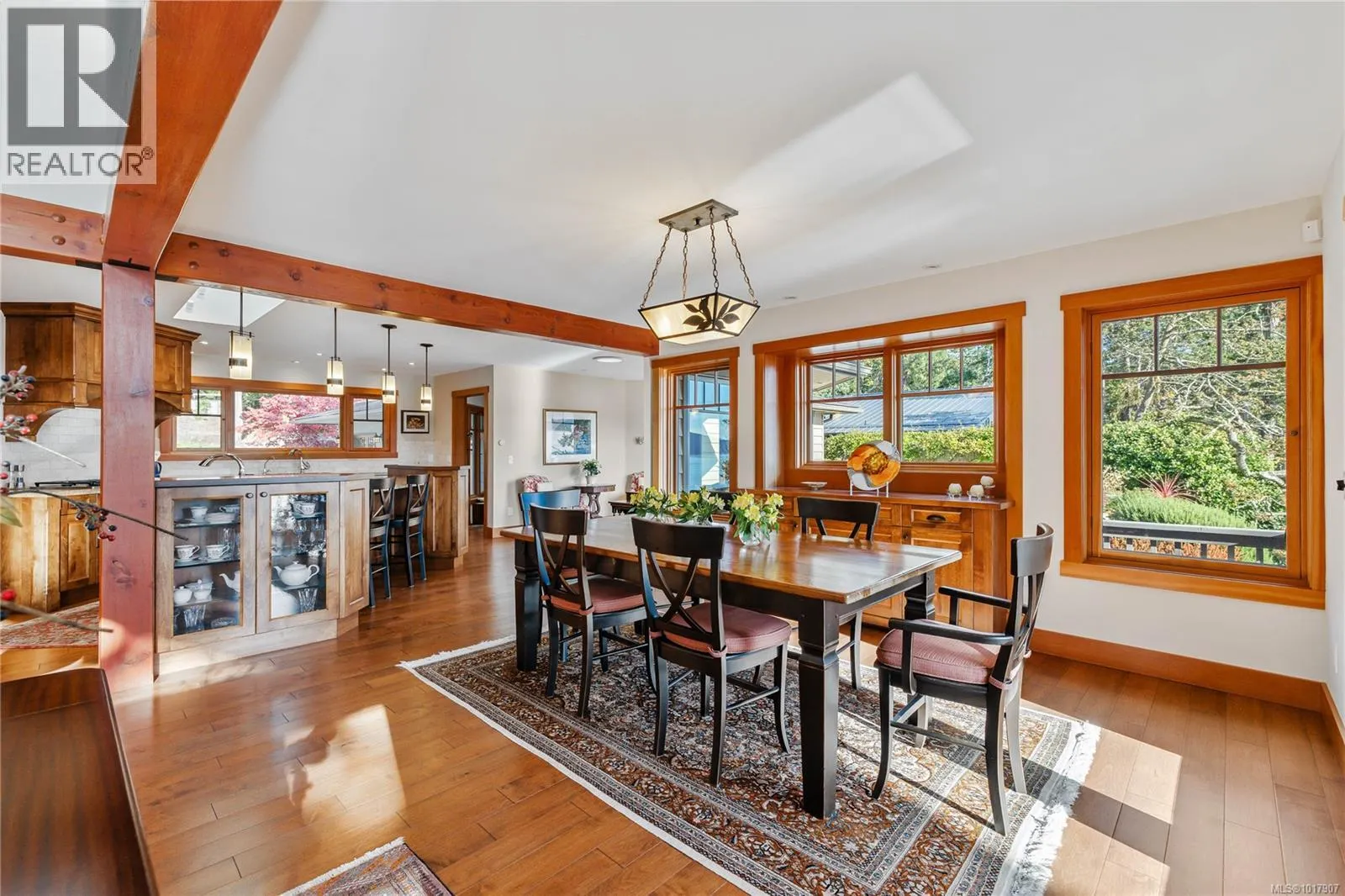 220 Scott Point Dr