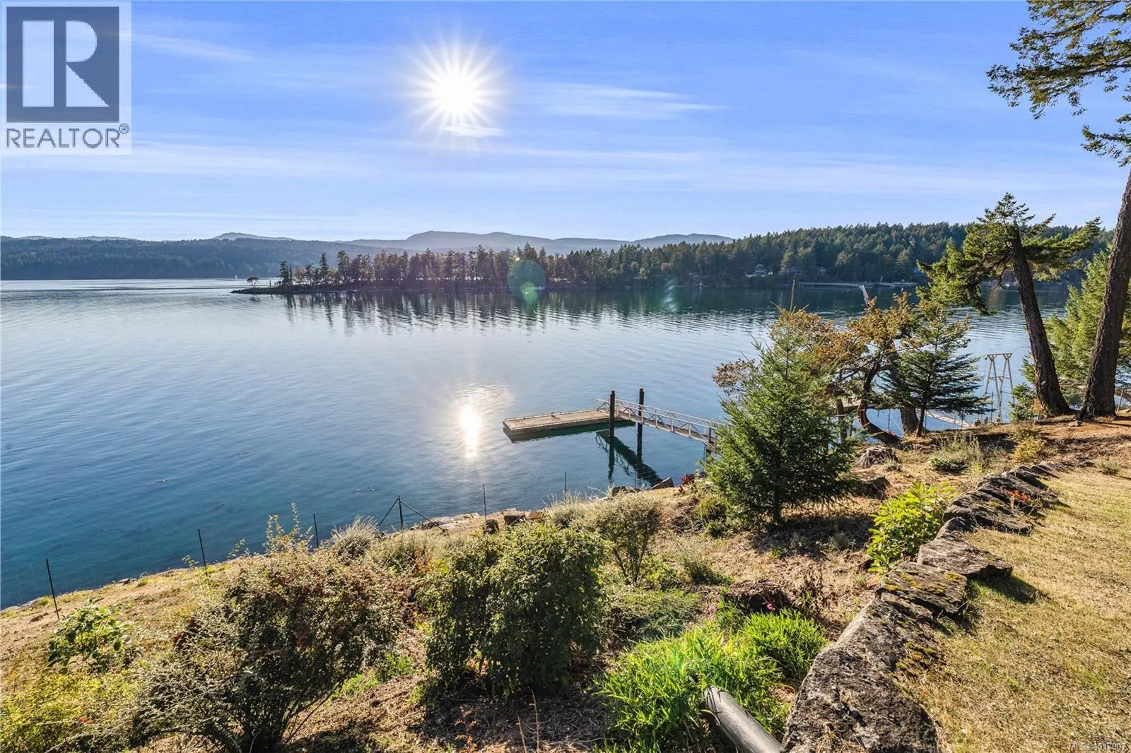 220 Scott Point Dr