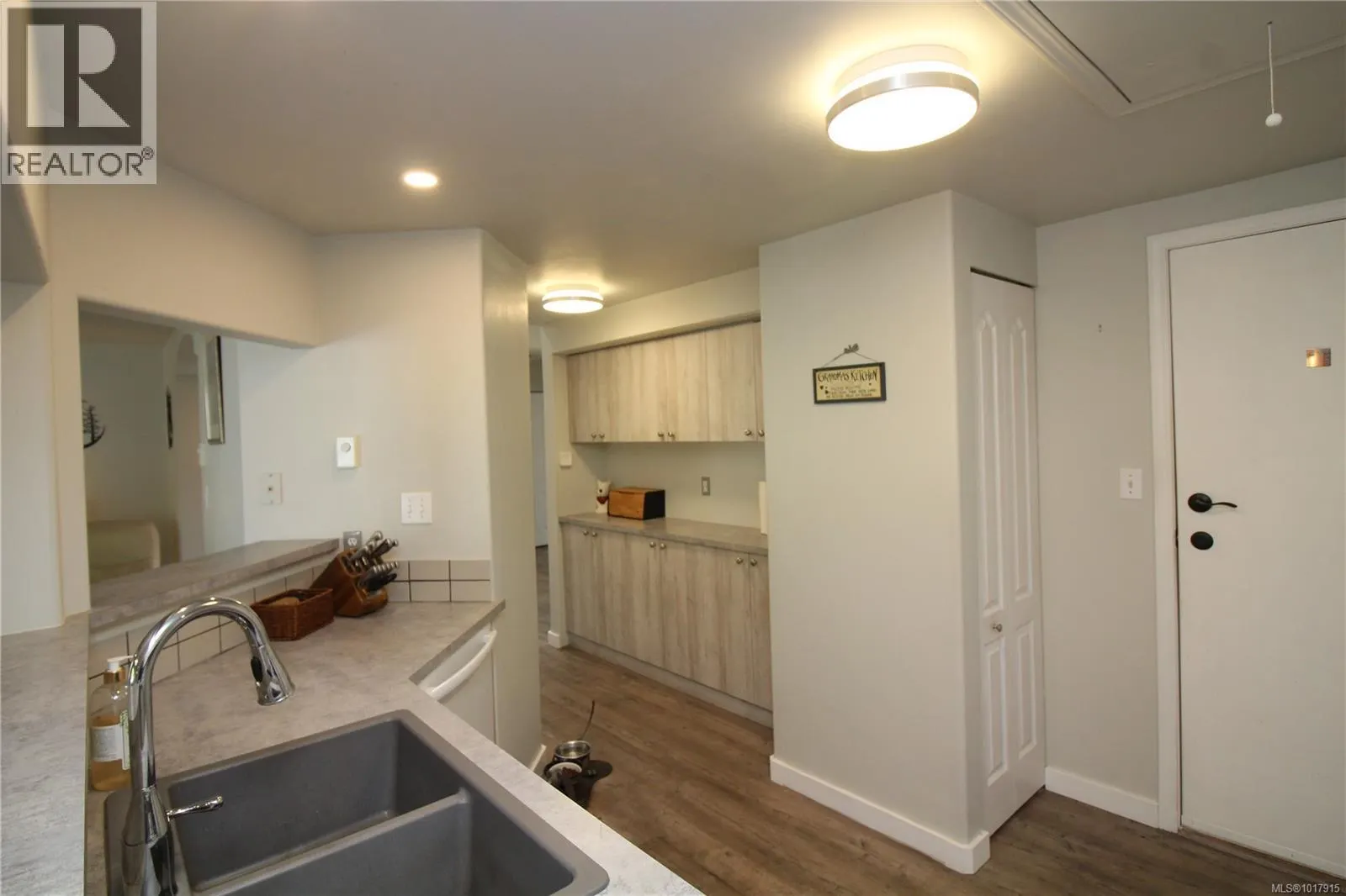 2 9933 Chemainus Rd