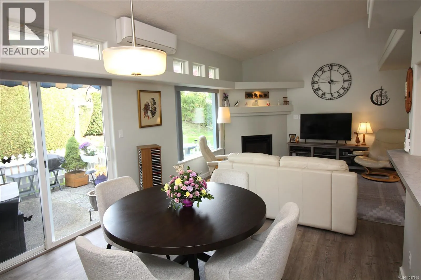 2 9933 Chemainus Rd