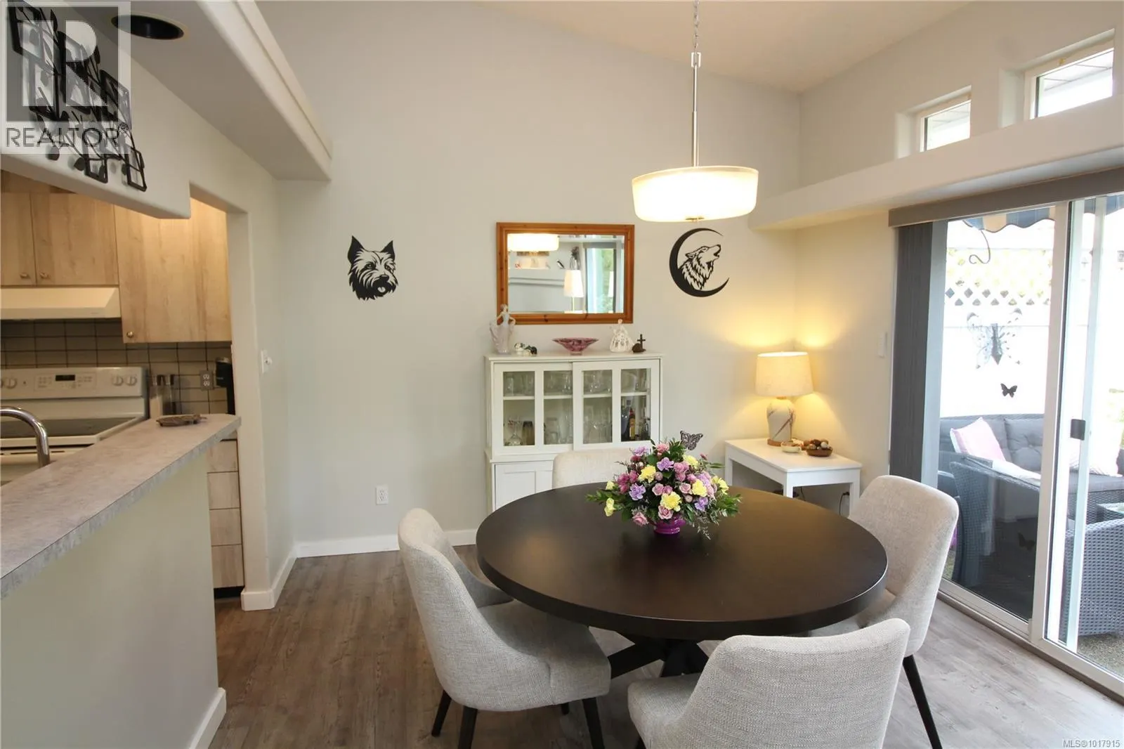 2 9933 Chemainus Rd