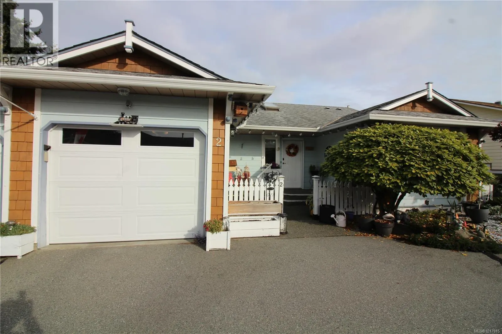 2 9933 Chemainus Rd