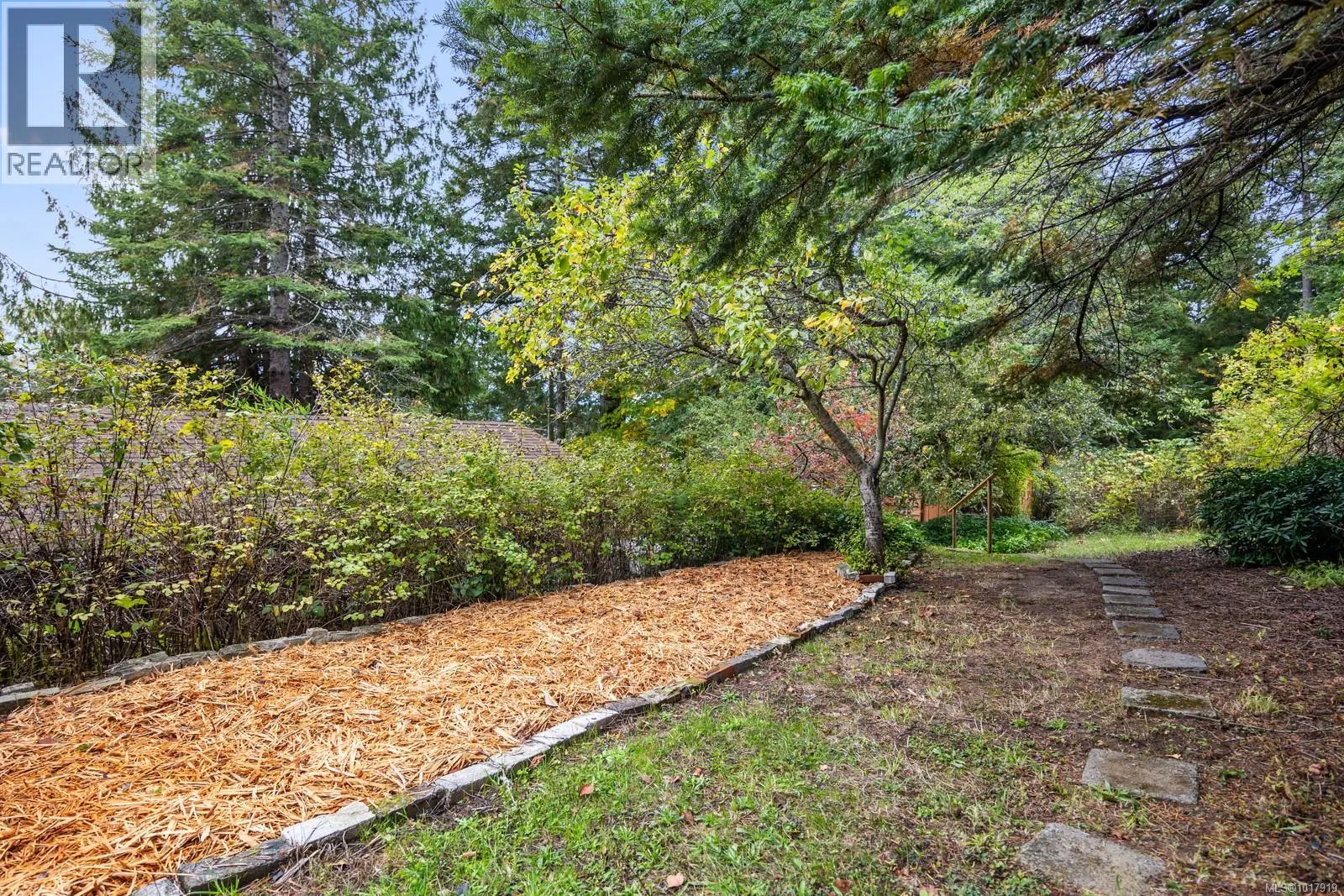 3296 Denman Rd