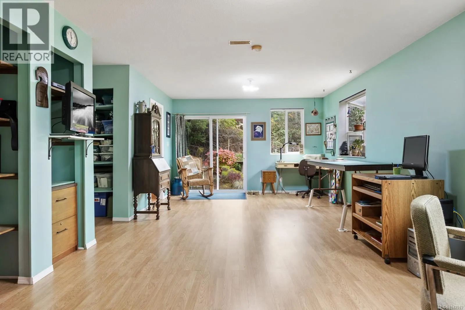 3296 Denman Rd