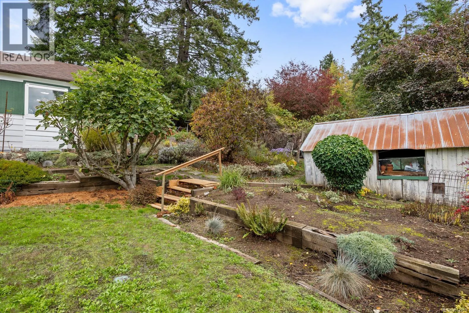 3296 Denman Rd