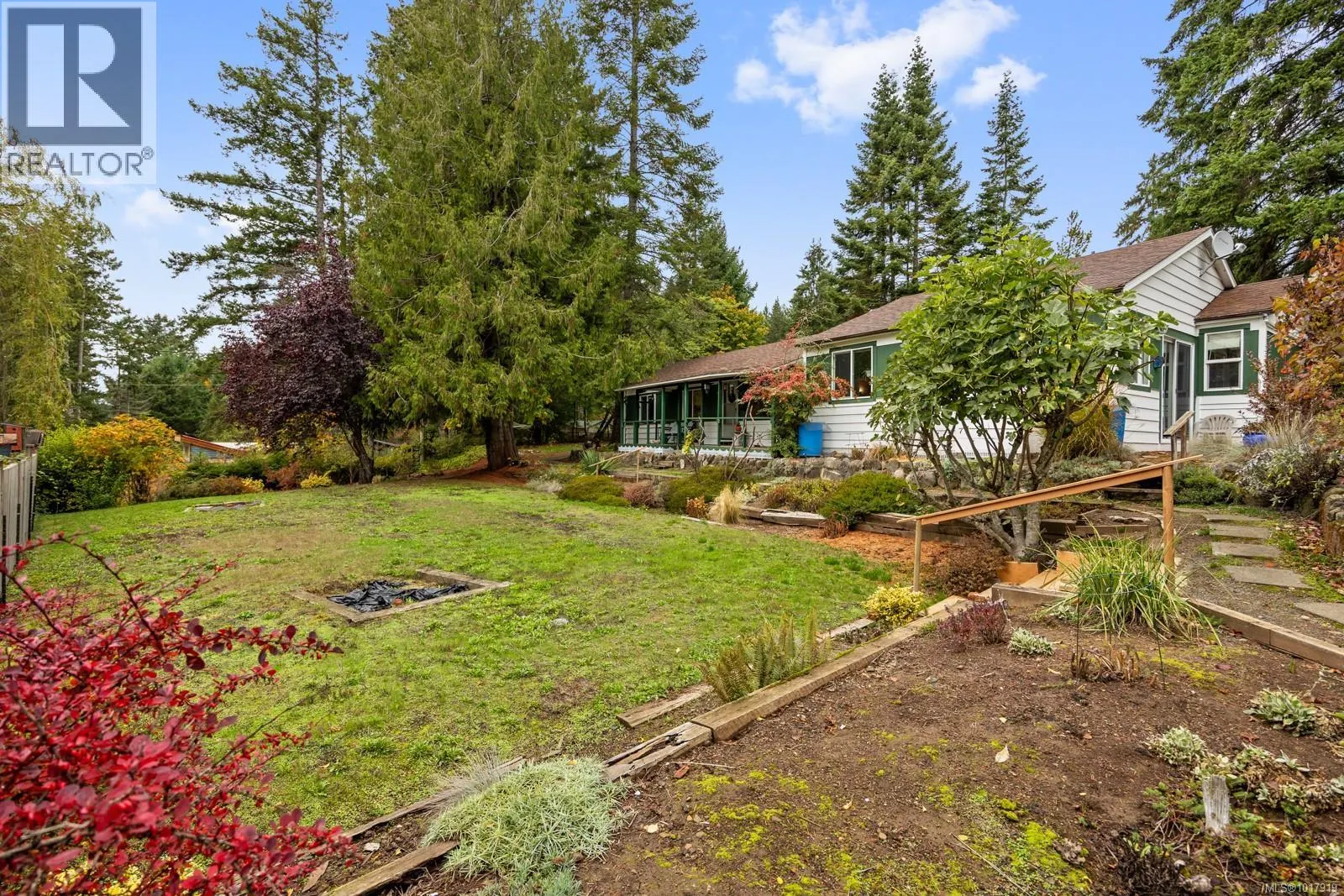 3296 Denman Rd