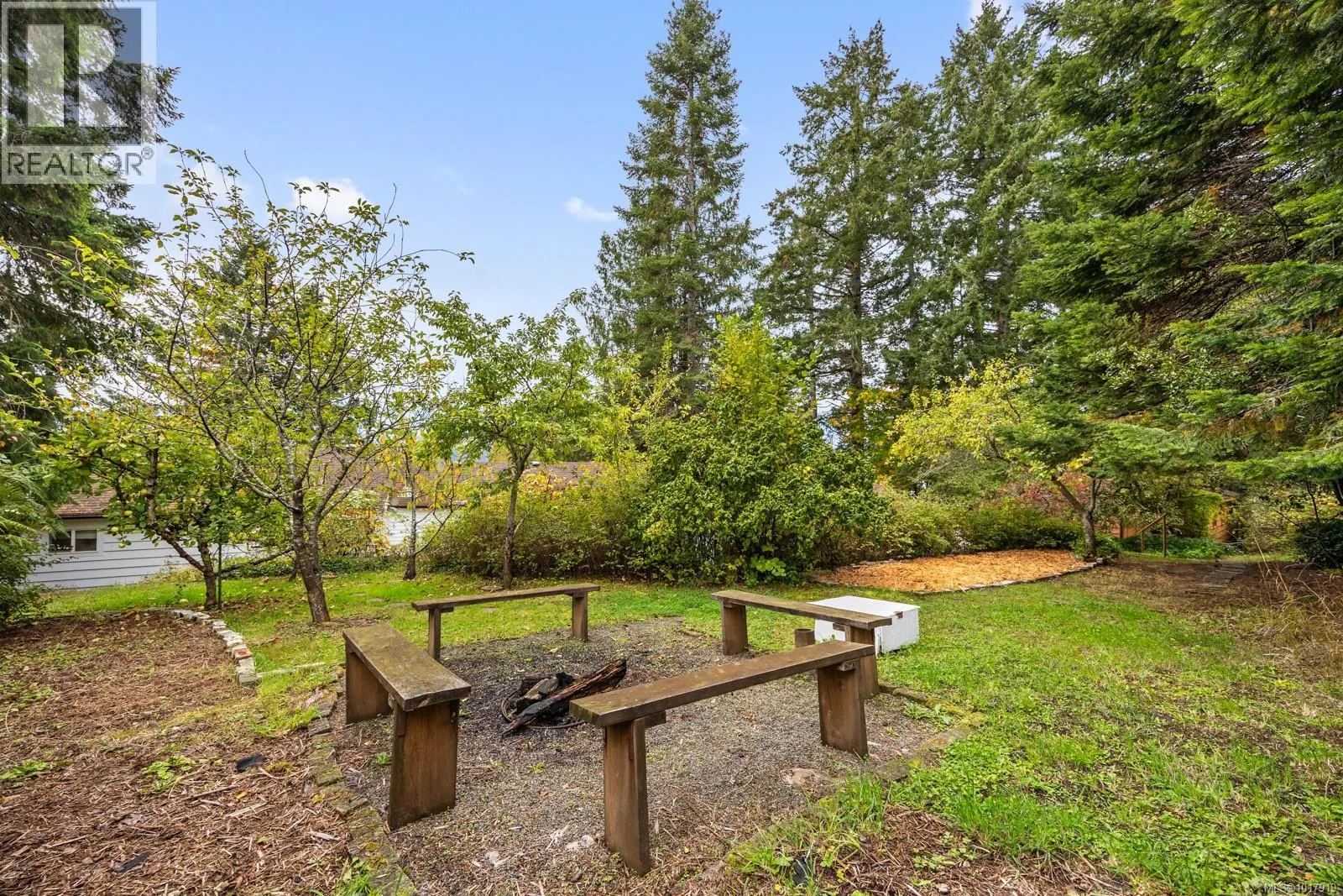 3296 Denman Rd