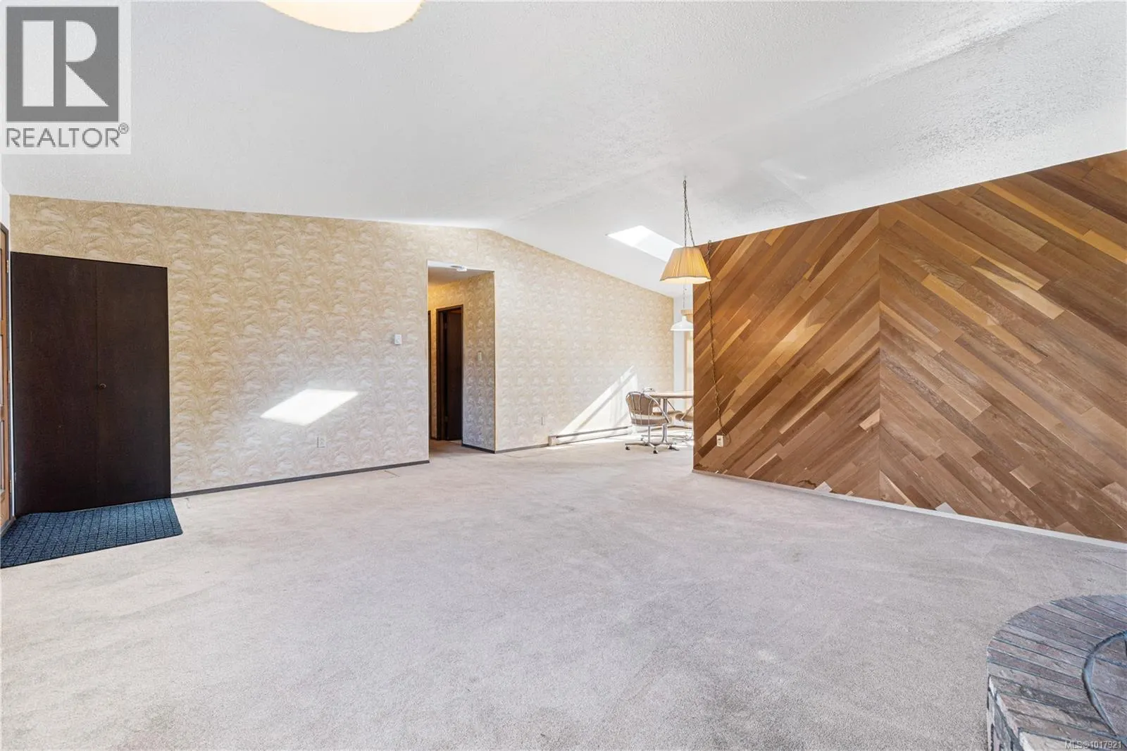 7431 Andrea Cres