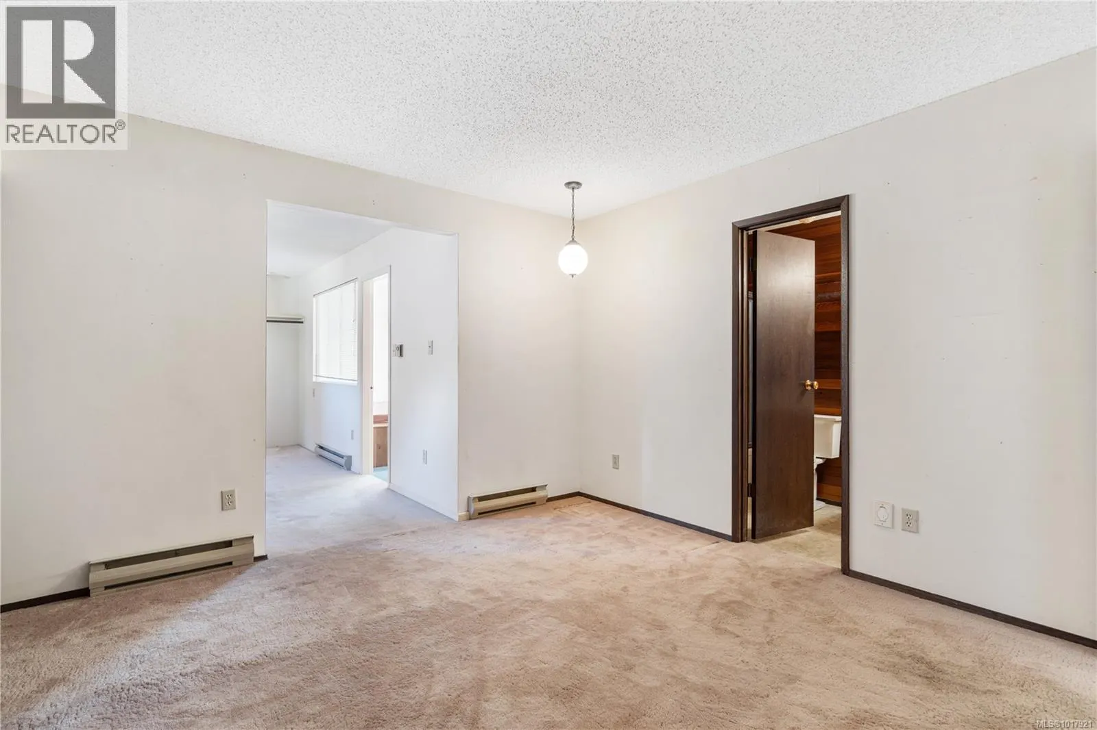 7431 Andrea Cres