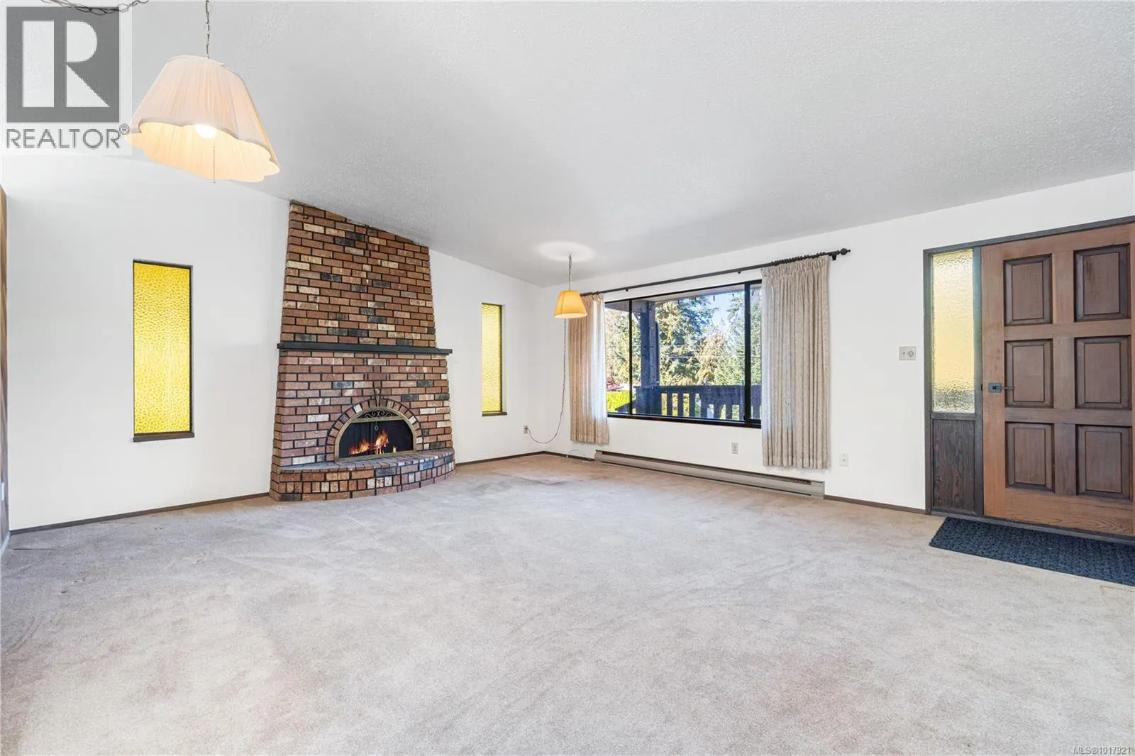 7431 Andrea Cres
