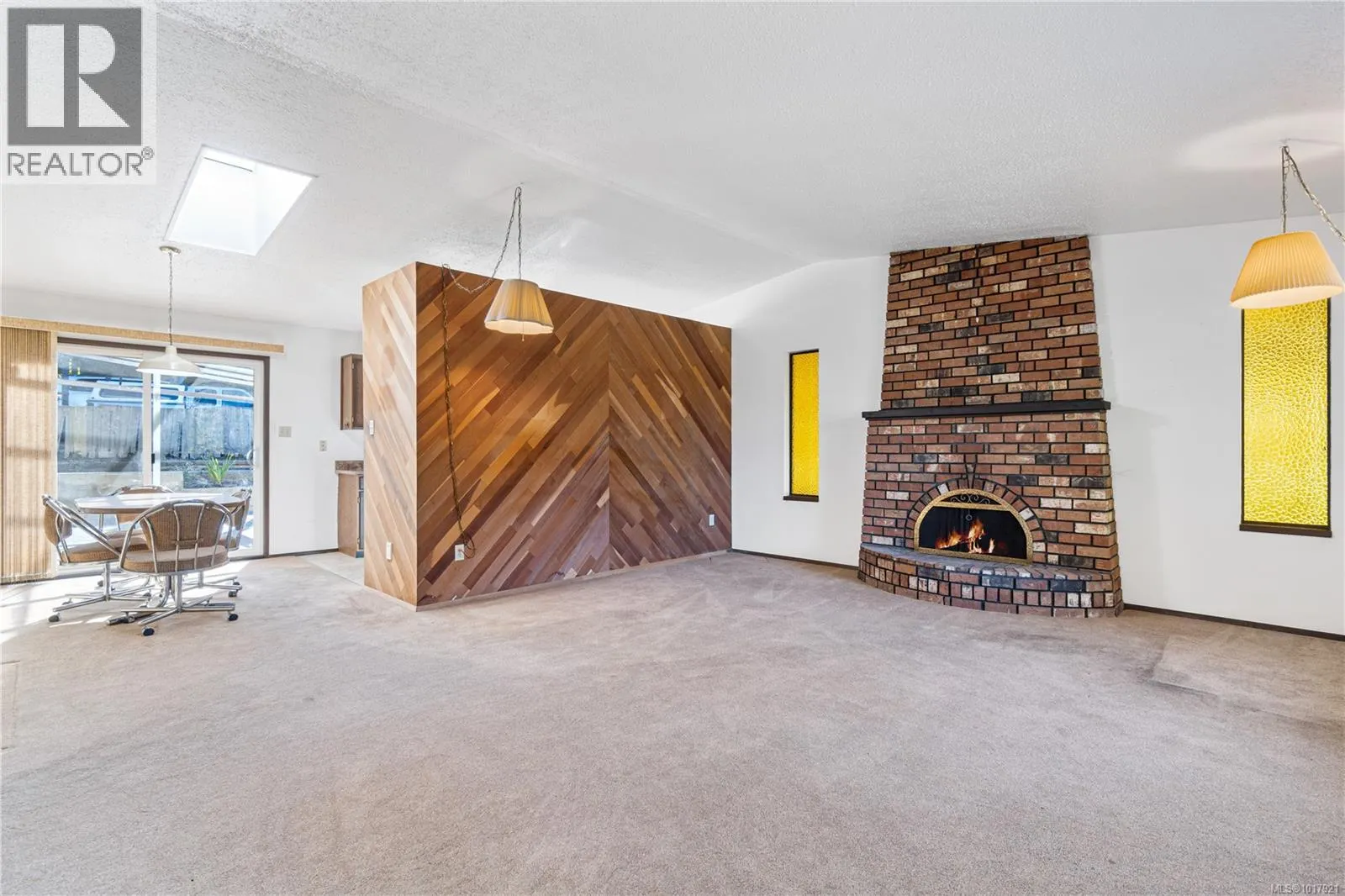 7431 Andrea Cres