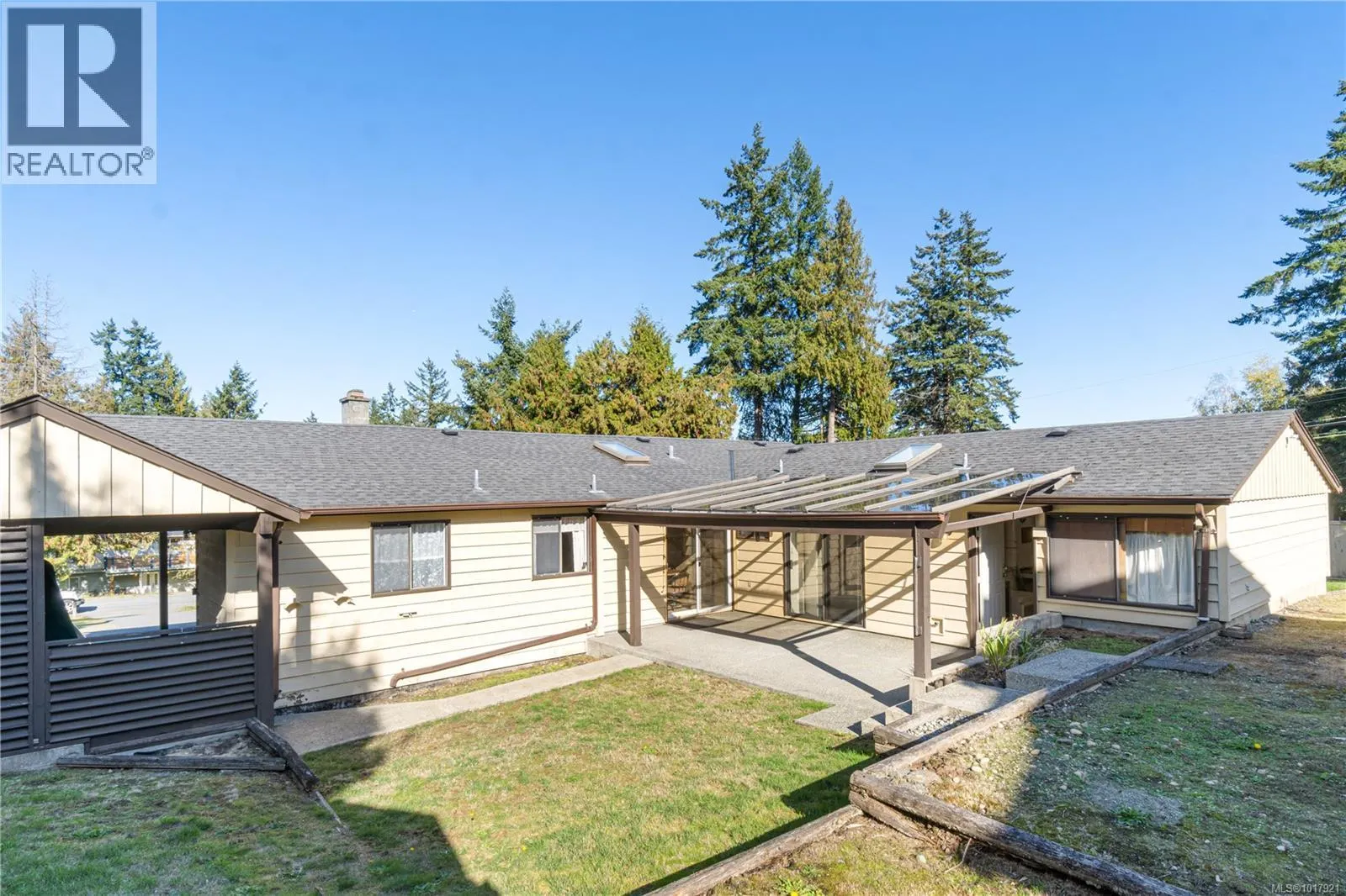 7431 Andrea Cres