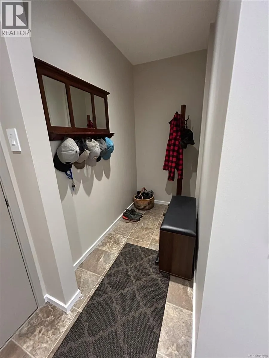 232 350 Alder Cres