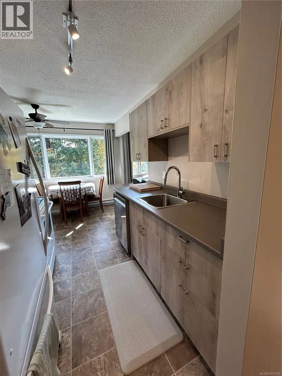 232 350 Alder Cres