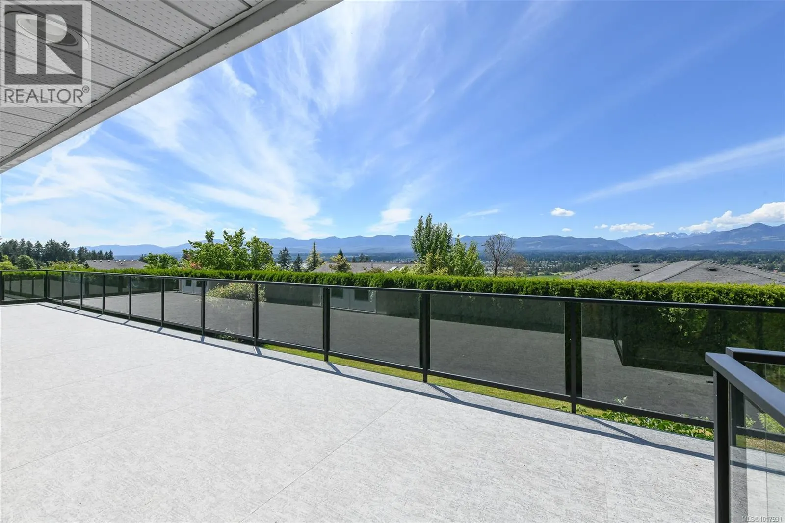 1547 Trumpeter Cres