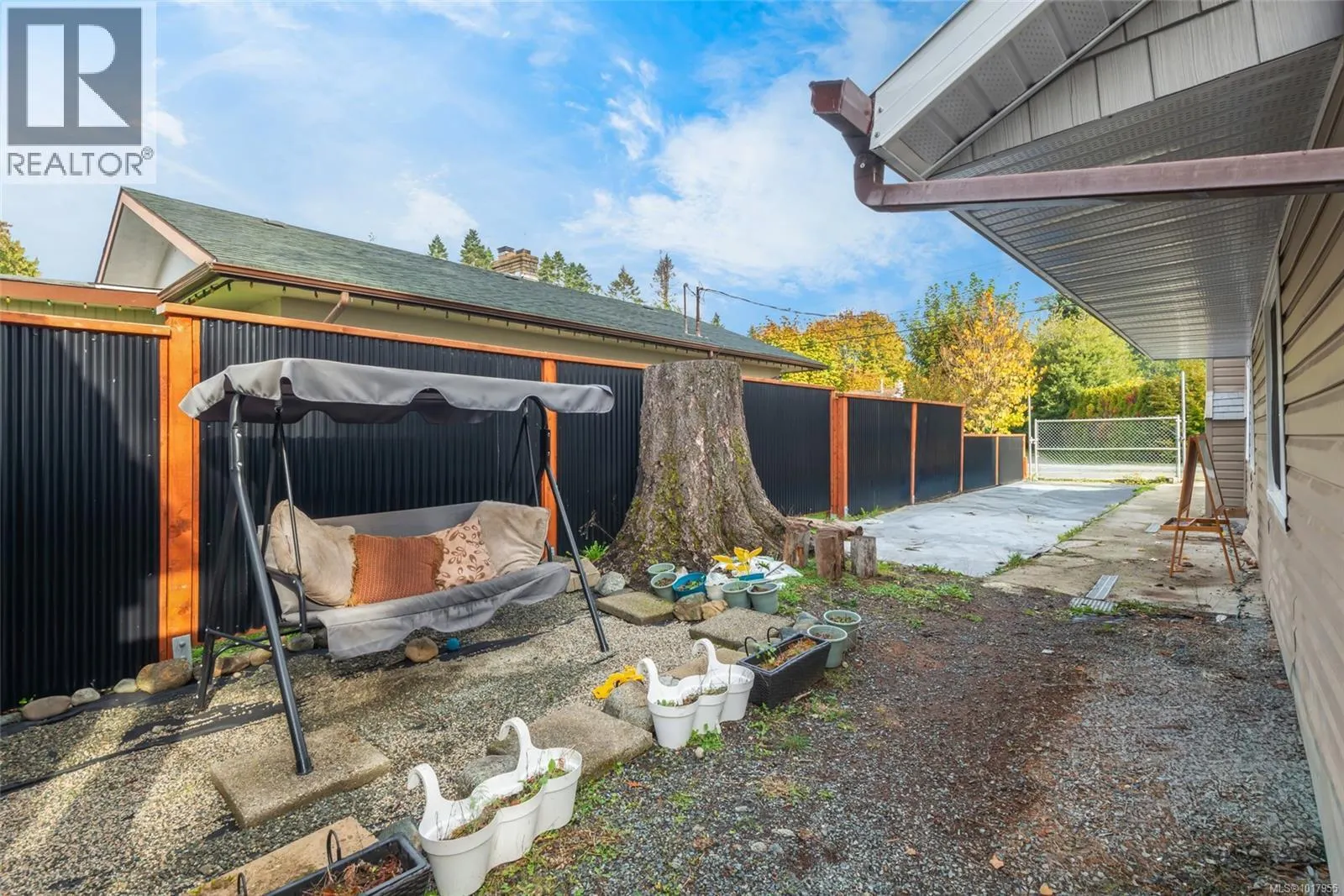 5932 Brown Rd