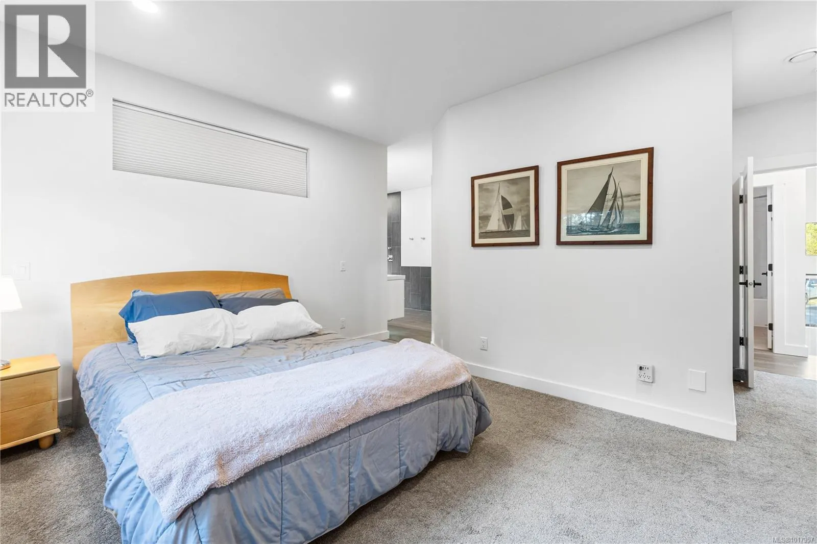 210 Crestline Terr
