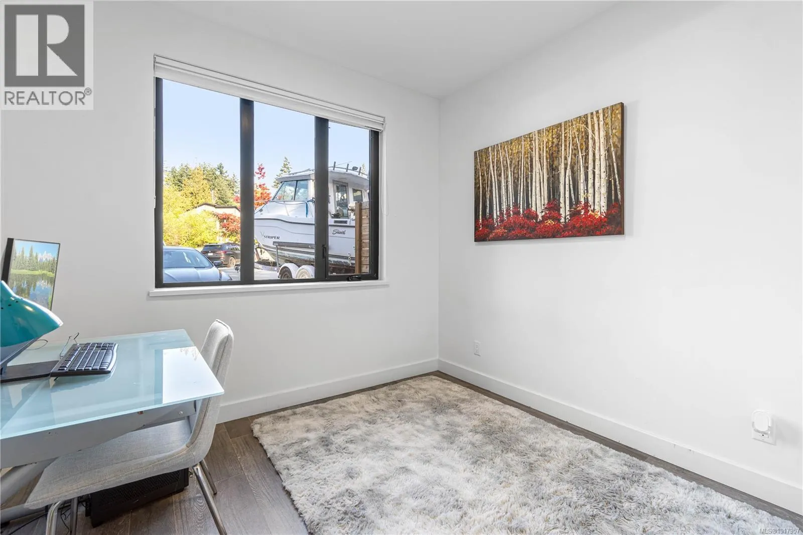 210 Crestline Terr