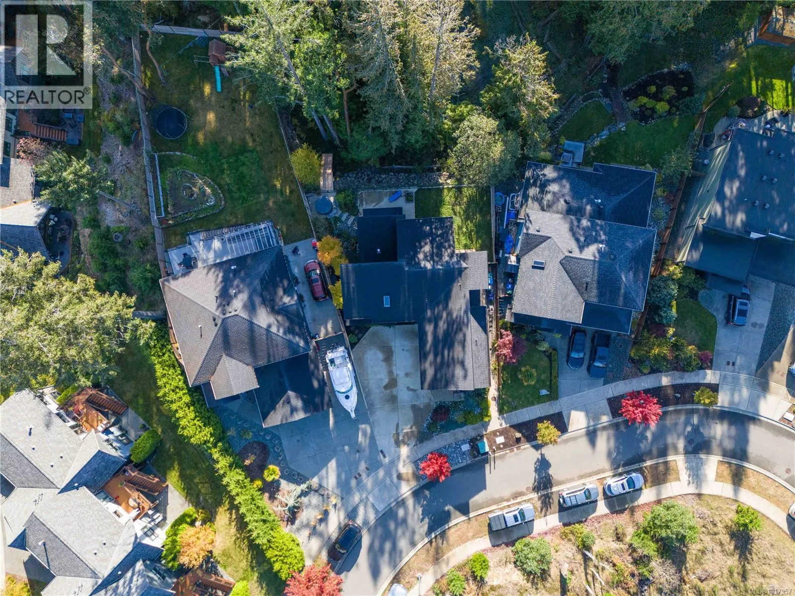 210 Crestline Terr