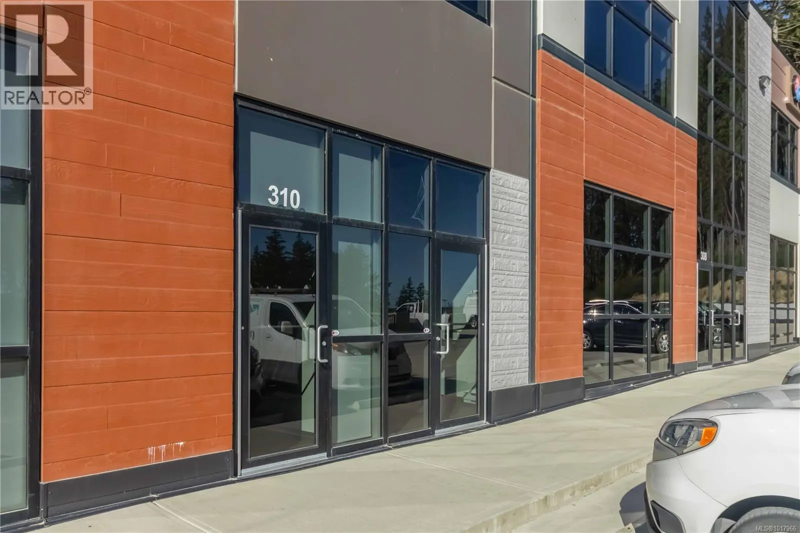 310 4342 West Shore Pkwy