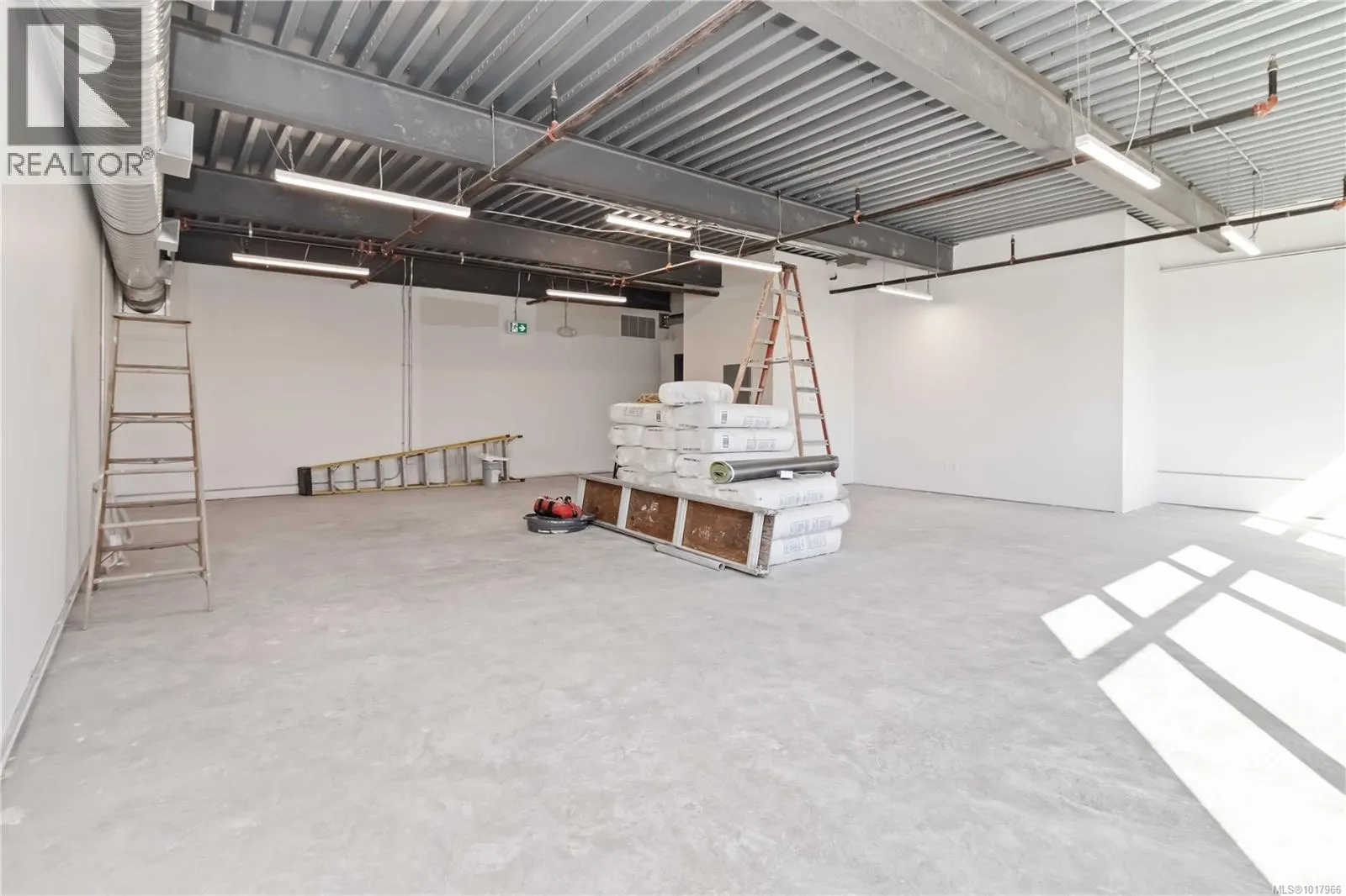 310 4342 West Shore Pkwy