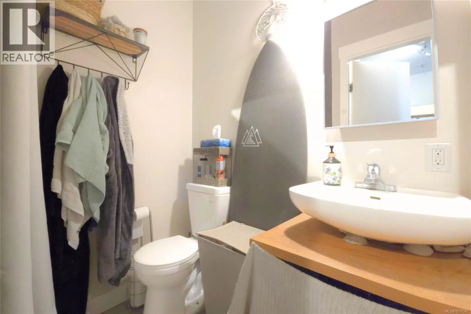 437 Marine Dr