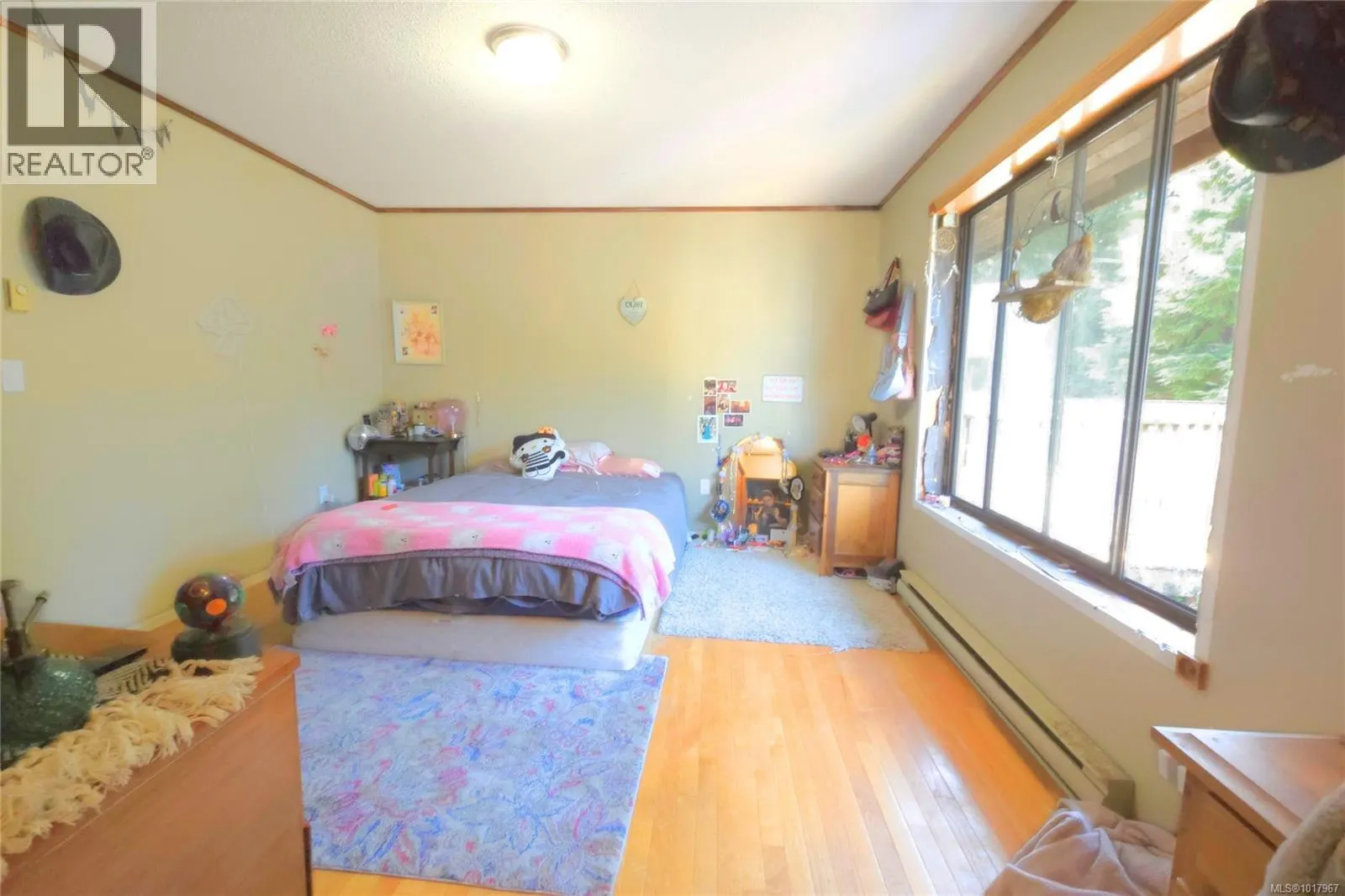 437 Marine Dr