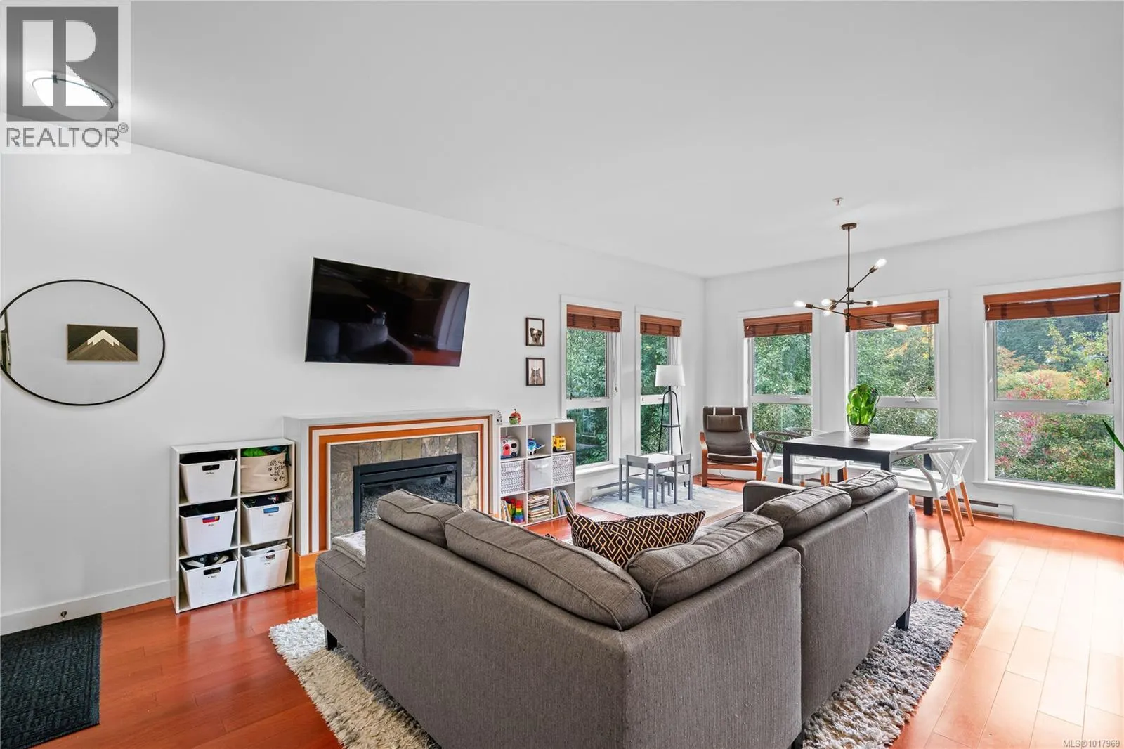 303 101 Nursery Hill Dr