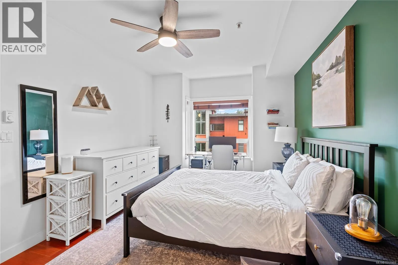 303 101 Nursery Hill Dr